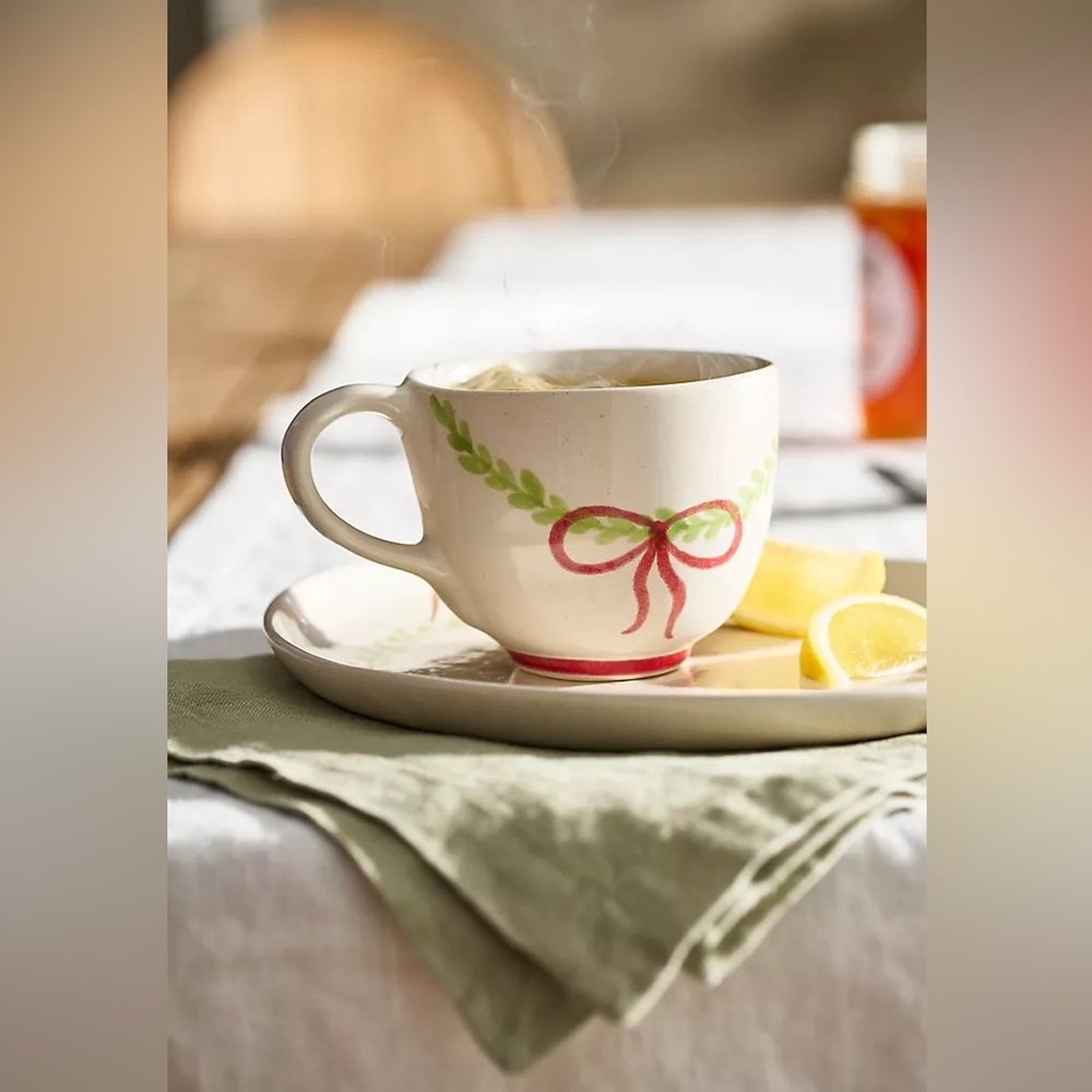Anthropologie/Terrain Bow + Vine Stoneware Mug